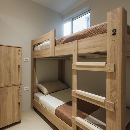 Gm Tirana Hostel Luaran gambar
