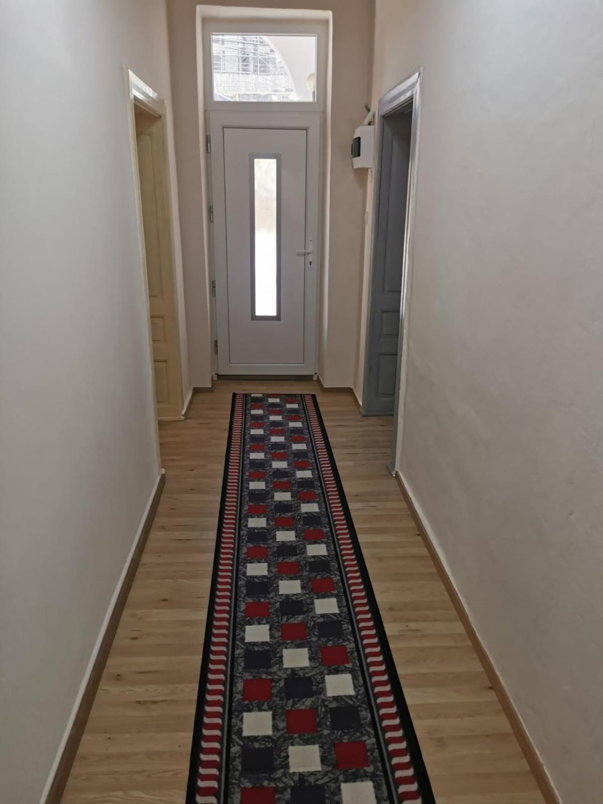 Gm Tirana Hostel Luaran gambar