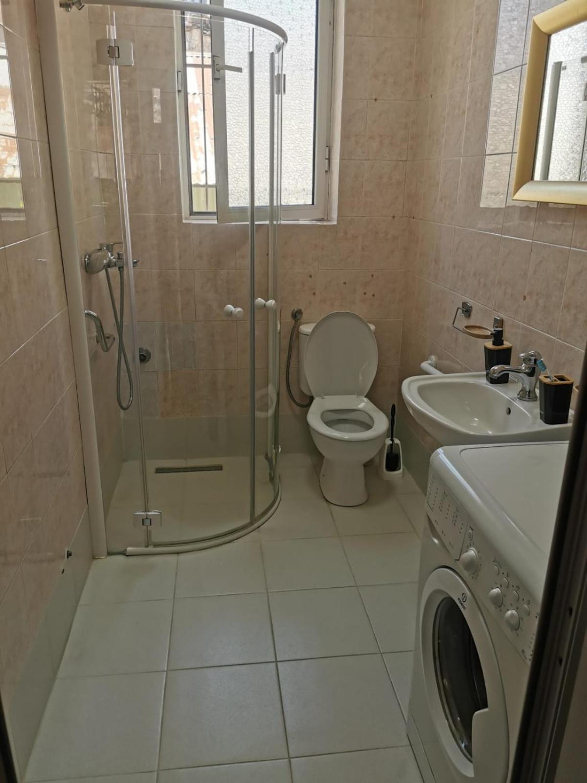 Gm Tirana Hostel Luaran gambar