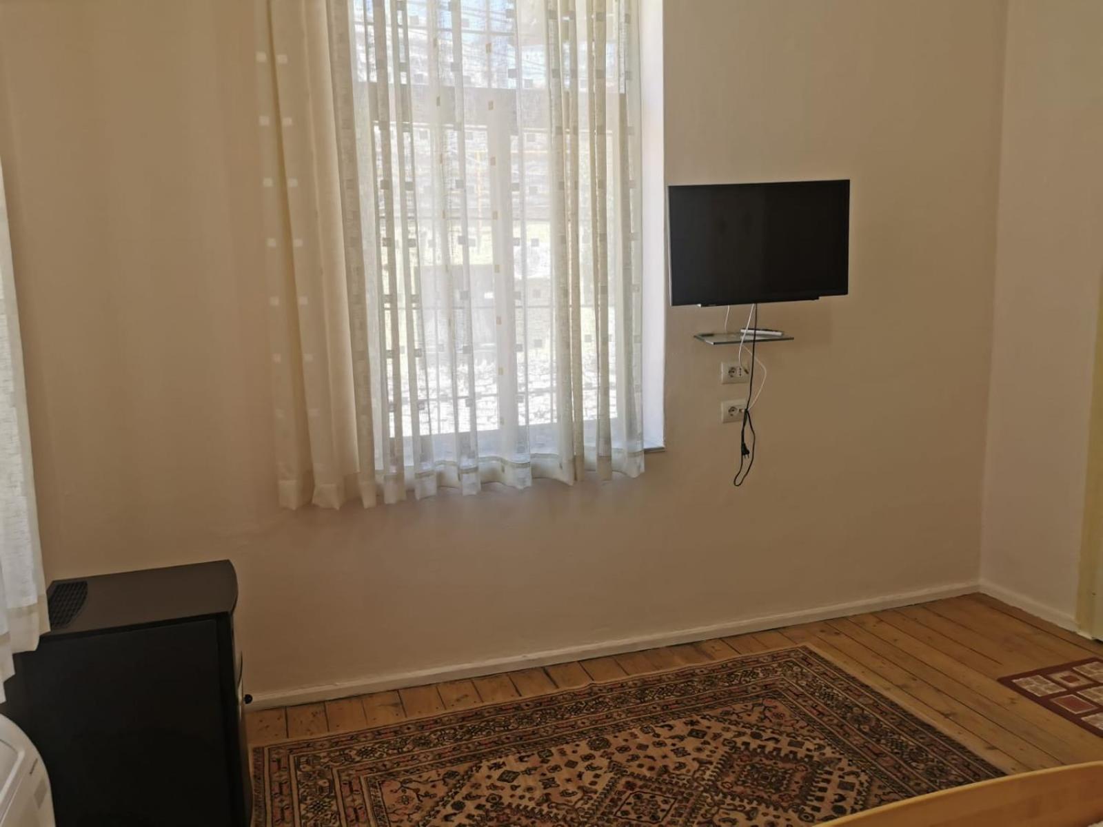 Gm Tirana Hostel Luaran gambar