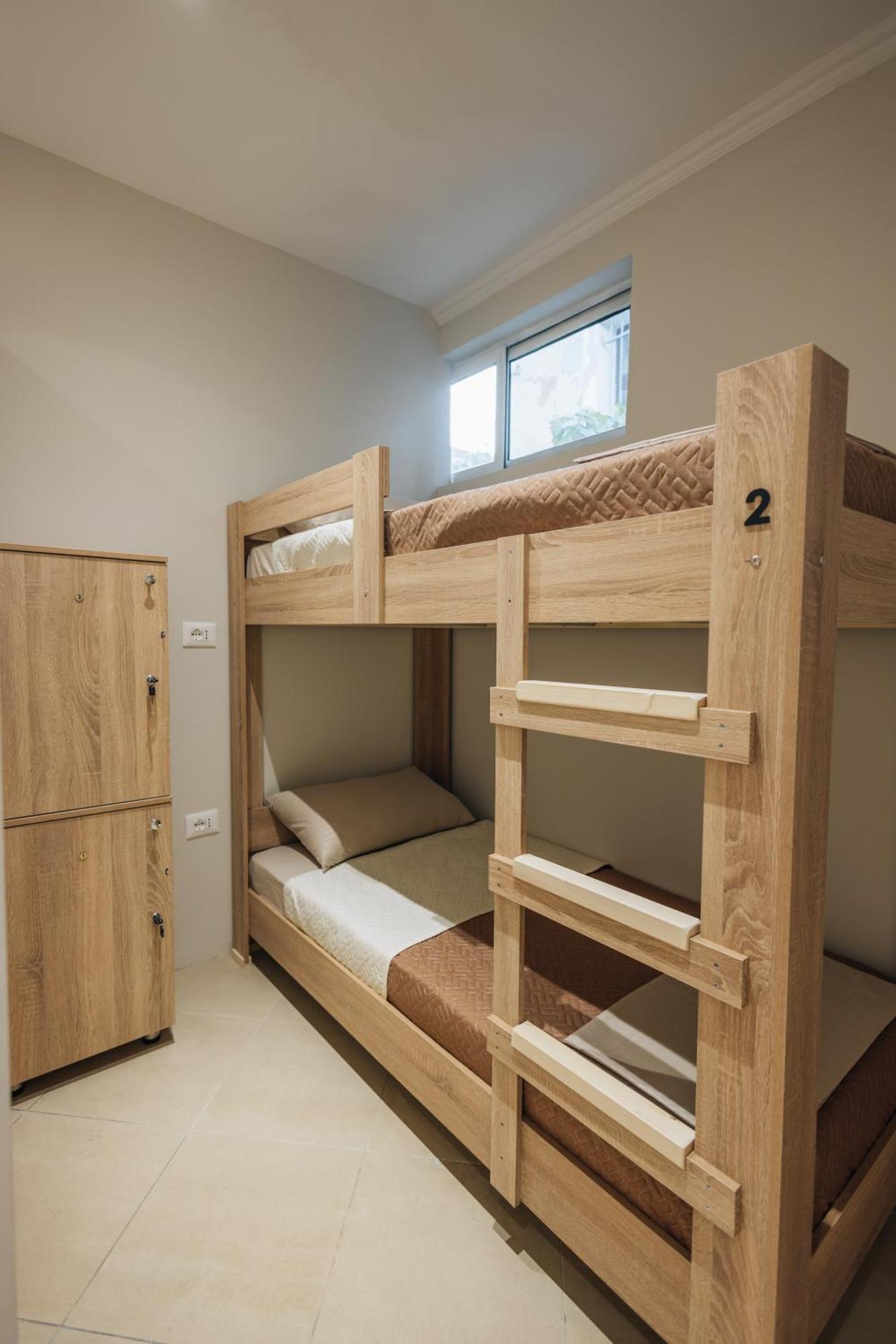 Gm Tirana Hostel Luaran gambar