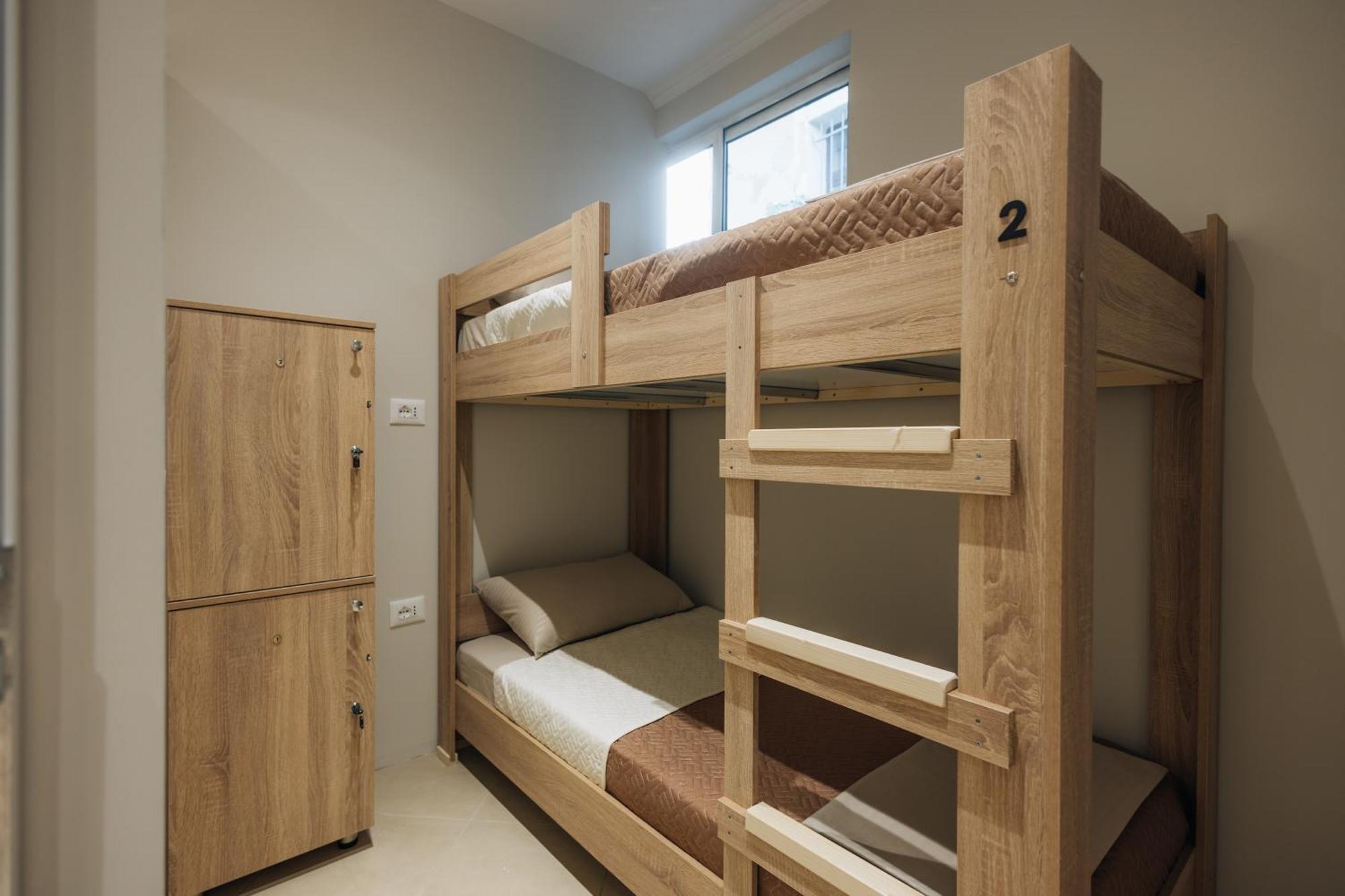 Gm Tirana Hostel Luaran gambar