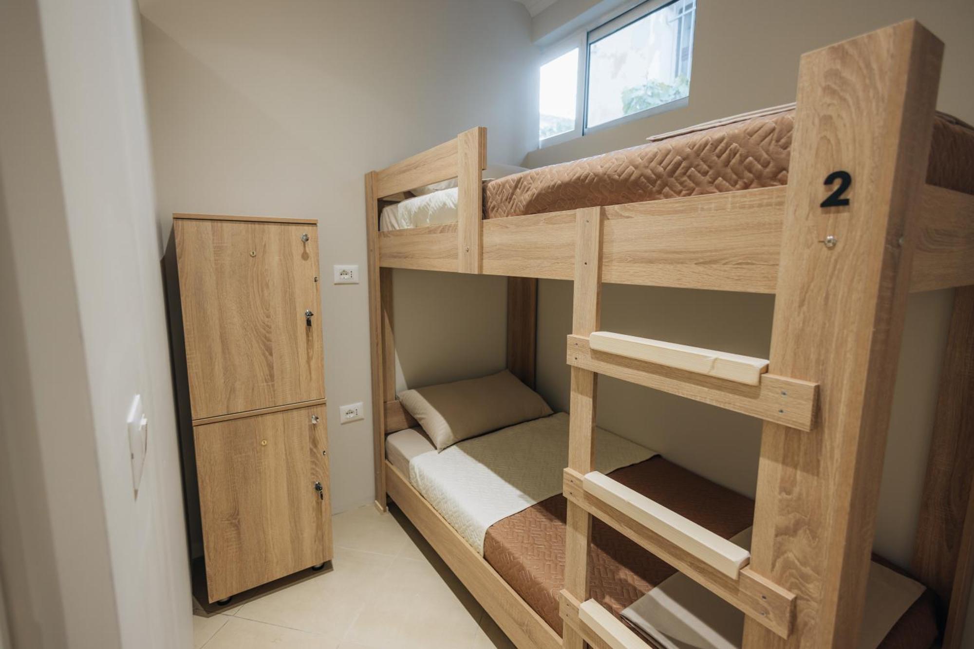 Gm Tirana Hostel Luaran gambar