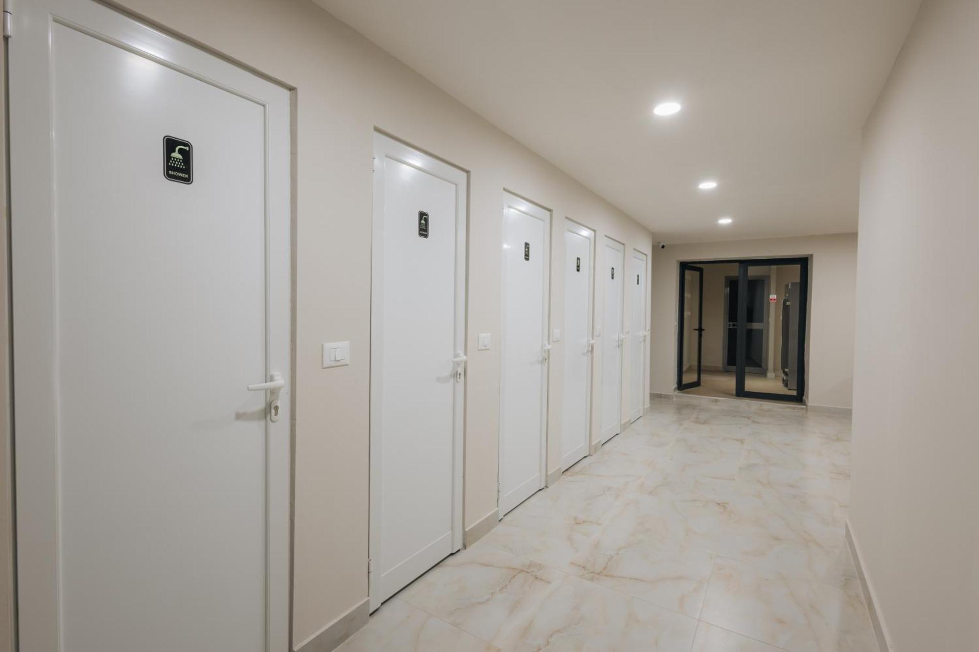 Gm Tirana Hostel Luaran gambar